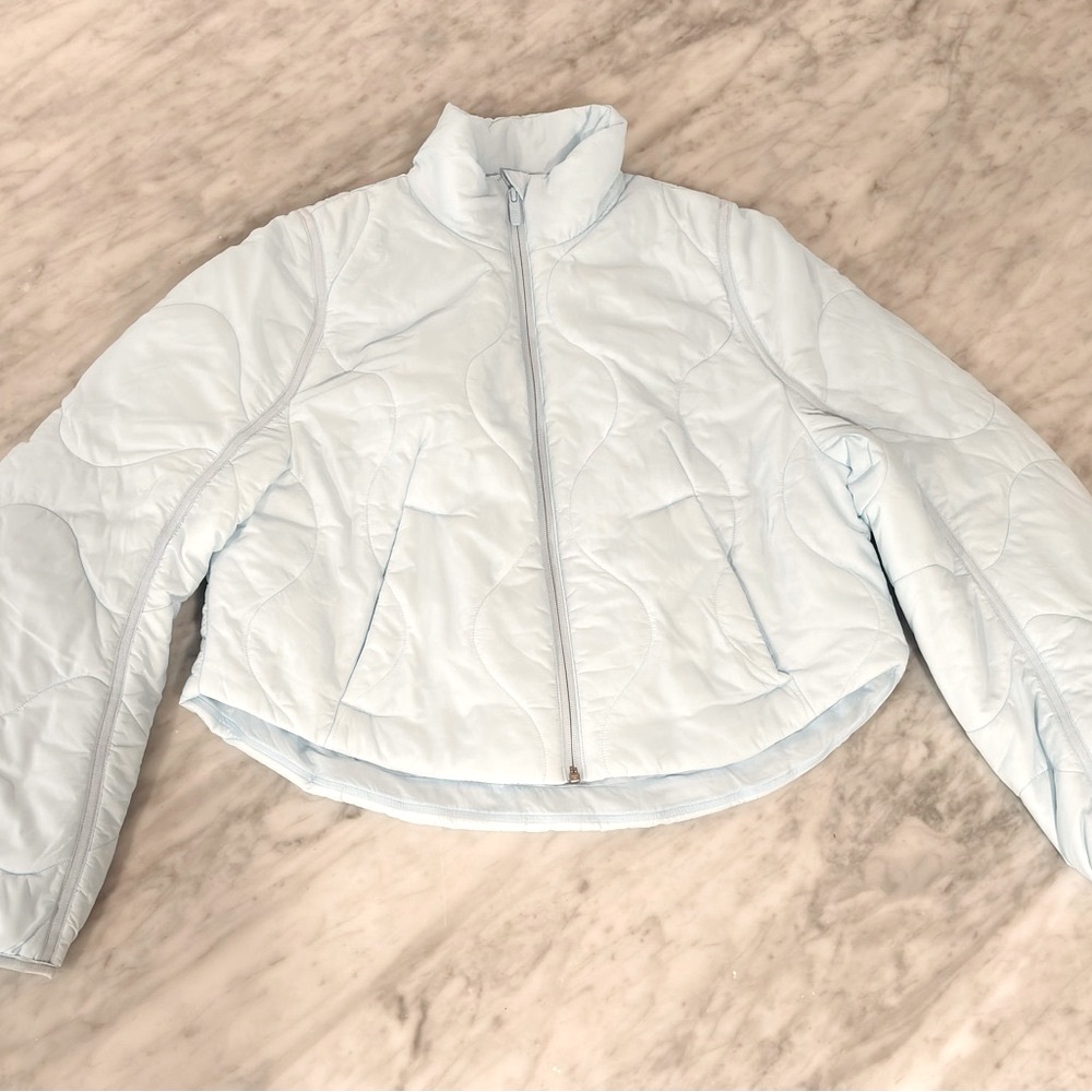Lululemon Blue Puffer Jacket with Cropped Design